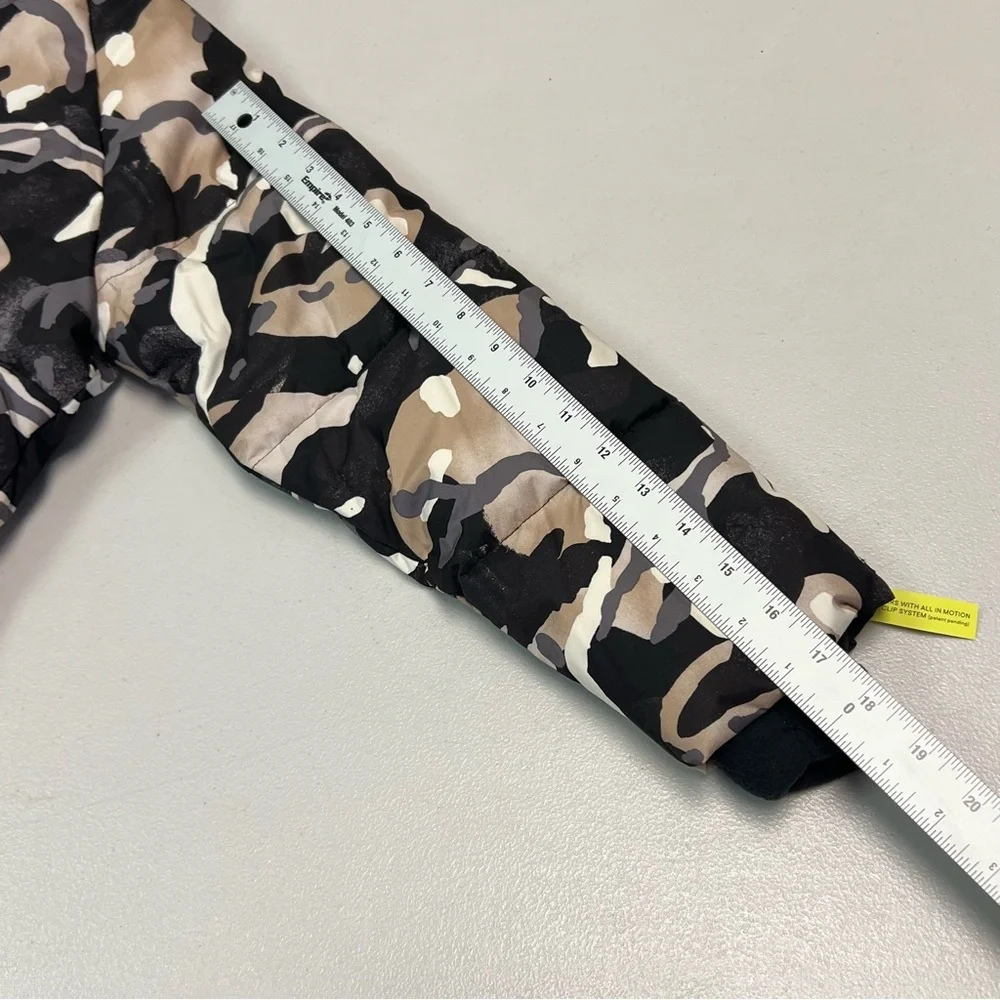 All In Motion Kids Camouflage Puffer Jacket Size S